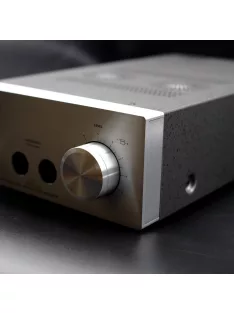   STAX SRM-500T AMPLIFIER - Premium Desktop Amplifier for STAX and Other Electrostatic Headphones