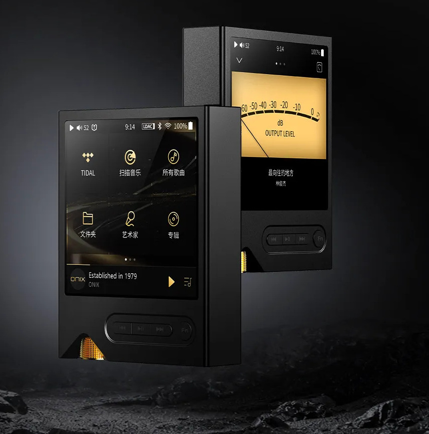 The palm-sized ONIX XM2 in hand