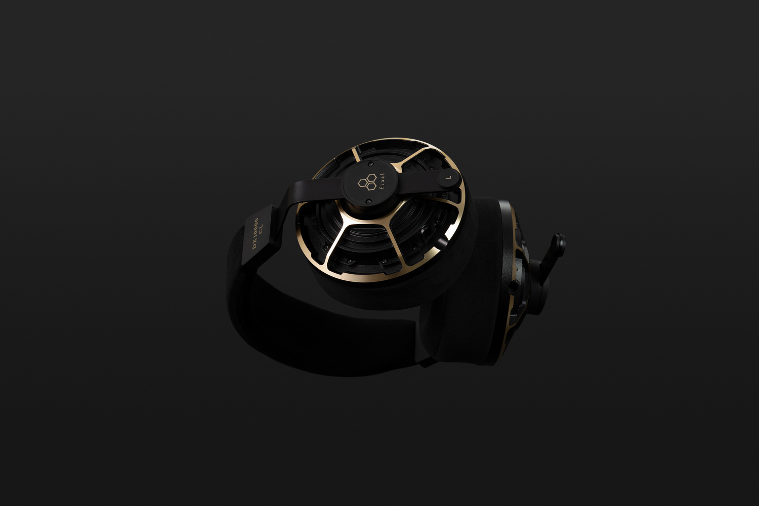 final DX10000 CL Collector's Edition black-and-gold earcup