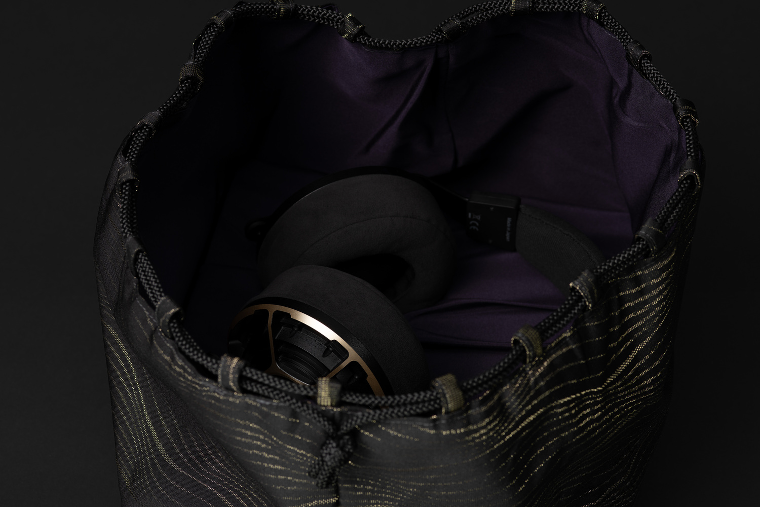 final DX10000 CL Collector's Edition inside the open Shingen silk pouch