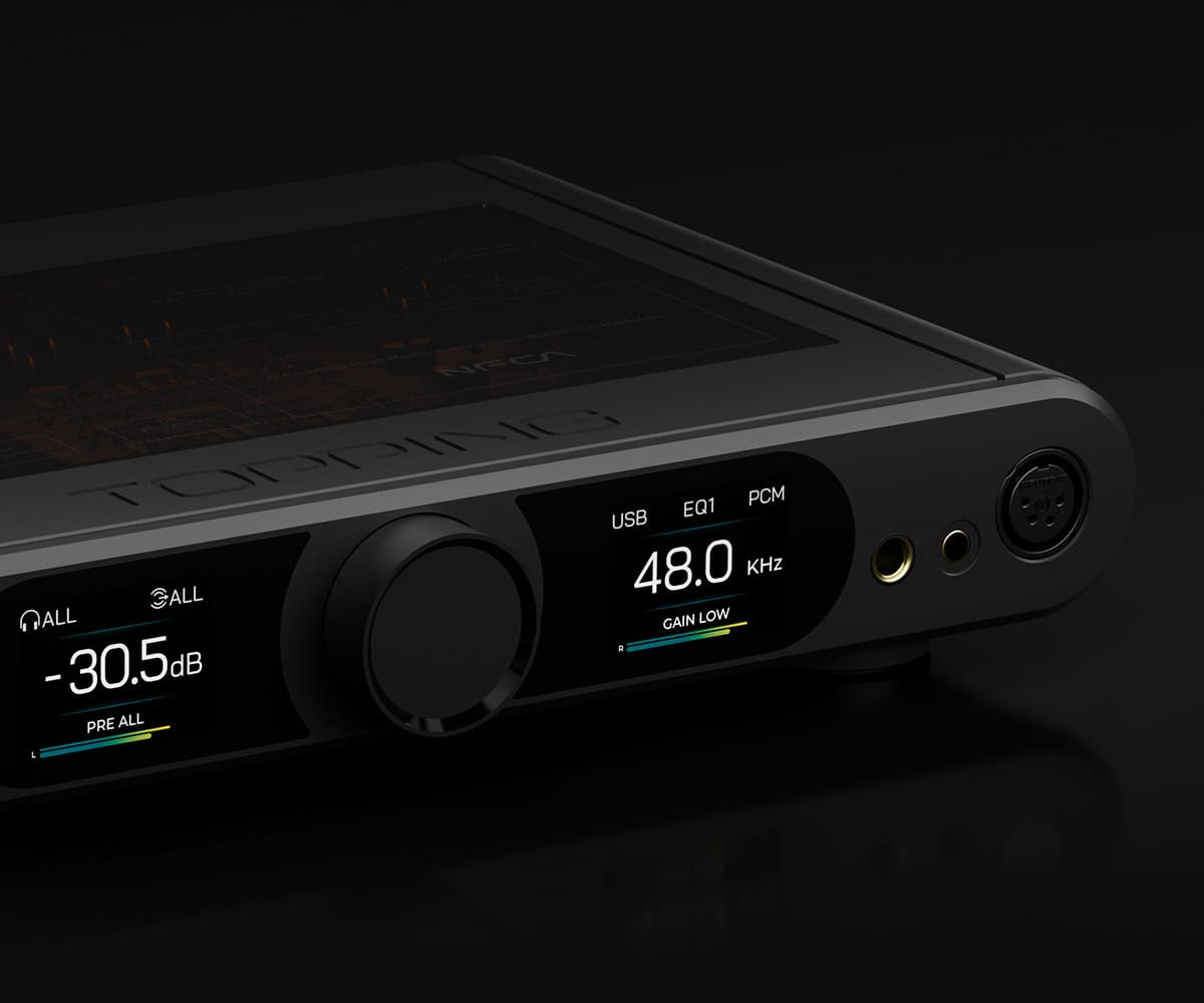 TOPPING DX9 Discrete front-panel headphone outputs and controls